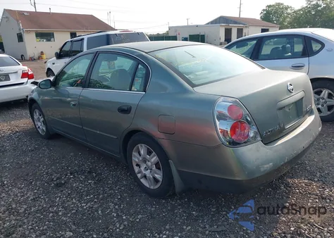 2005 Nissan Altima 2.5 S from USA, damaged, VIN 1N4AL11D95C266101